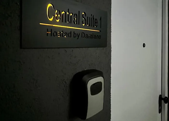 アパート 1&2 ティラナ